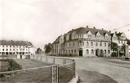 AK / Ansichtskarte  Saarlouis_Saarlautern Partie am Bahnhof 