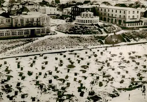 AK / Ansichtskarte  Wangerooge_Wangeroog_Nordseebad Strand mit Hotels 