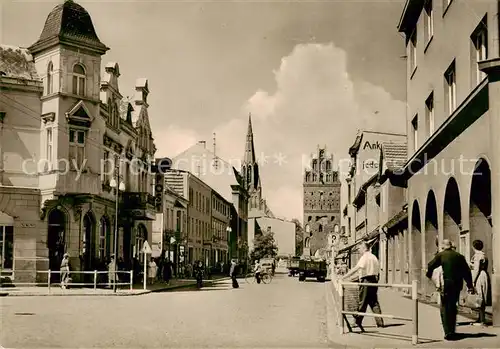 AK / Ansichtskarte  Demmin_Mecklenburg_Vorpommern Clara Zetkin Strasse und Luisentor Demmin_Mecklenburg