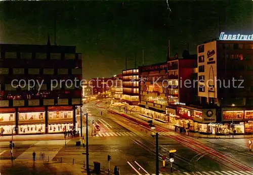 AK / Ansichtskarte  Bochum Strassenpartie bei Nacht Bochum