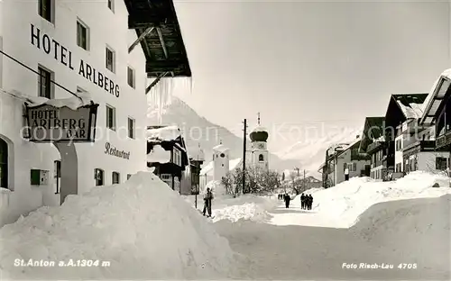 AK / Ansichtskarte 73856291 St_Anton_Arlberg_AT Ortspartie mit Hotel Arlberg im Winter 