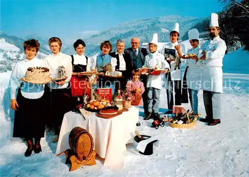 AK / Ansichtskarte  Buerchau Berggasthof Hotel Sonnhalde mit Gaestehaus Ingrid Speisenpraesentation Gruppenbild Buerchau