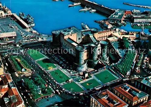 AK / Ansichtskarte 73857318 Napoli_Neapel_IT Piazza Municipio e Maschio Angioino veduta aerea 