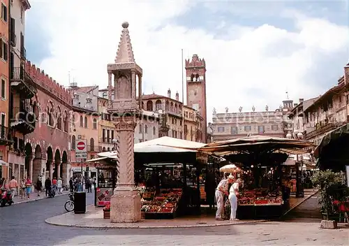 AK / Ansichtskarte  Verona__Veneto_IT Piazza Erbe Place des herbes 