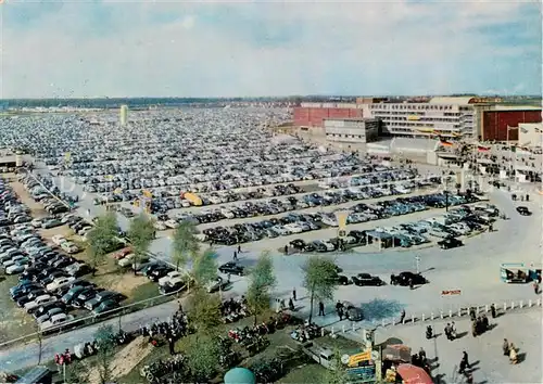 AK / Ansichtskarte  Hannover Messegelaende Parkplatz Hannover