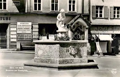 AK / Ansichtskarte  Zell_See_AT Brunnen am Stadtplatz 