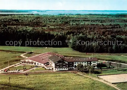 AK / Ansichtskarte  Bernau_Chiemsee Ferienhotel Farbinger Hof Bernau Chiemsee