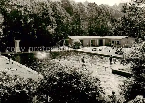 AK / Ansichtskarte Willingen_Sauerland Schwimmbad Freibad Heilklimatischer Kurort Willingen_Sauerland