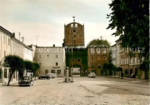 AK / Ansichtskarte Tittmoning_Salzach Ortszentrum Stadttor Tittmoning Salzach