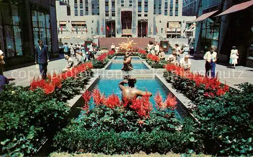 AK / Ansichtskarte New_York_City Garden Plaza of Rockefeller Center New_York_City