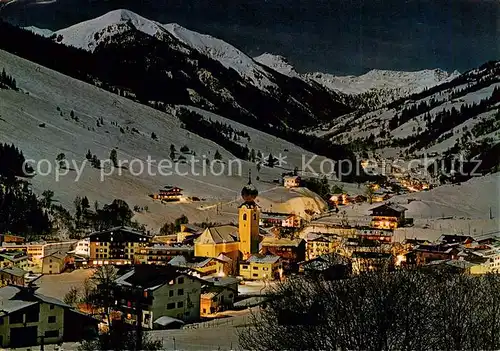 AK / Ansichtskarte  Saalbach_-Hinterglemm_AT bei Nacht 