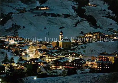 AK / Ansichtskarte  Saalbach_-Hinterglemm_AT bei Nacht 