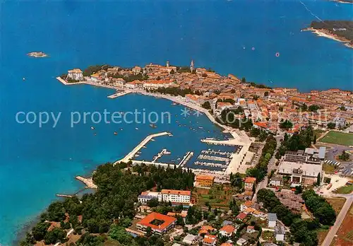 AK / Ansichtskarte 73861693 Porec_Croatia Kuestenpanorama Hafen Halbsinsel 