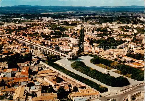 AK / Ansichtskarte  Montpellier_Herault Le Peyrou Château d eau et les Arceaux vue aérienne Montpellier Herault