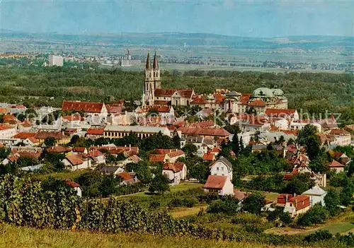 AK / Ansichtskarte 73861957 Klosterneuburg Panorama mit Augustiner Chorherrenstift Klosterneuburg