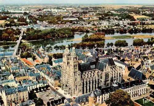 AK / Ansichtskarte  Tours_37 Cathédrale Saint Gatien XIIIe siècle vue aérienne 