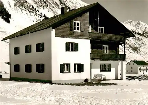 AK / Ansichtskarte 73864224 Galtuer_Tirol Gaestehaus Pension Wintersportplatz Alpen Galtuer Tirol