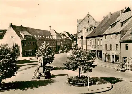 AK / Ansichtskarte  Hettstedt Marktplatz Denkmal Hettstedt