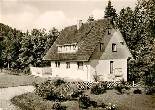 AK / Ansichtskarte  Hinterzarten Haus Tanneck Gaestehaus Pension Hinterzarten