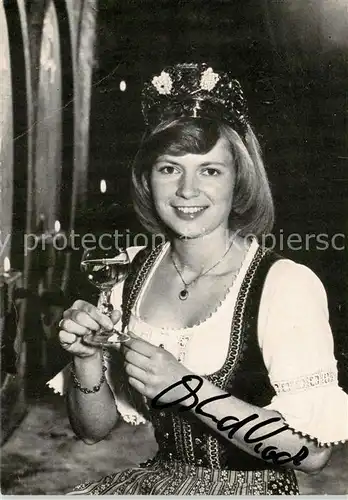 AK / Ansichtskarte 73865303 Albig Ortrud Koch Rheinhessische Weinkoenigin 1978/79 Albig