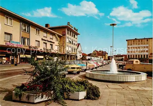 AK / Ansichtskarte  Ruesselsheim_Main Friedensplatz Brunnen Ruesselsheim Main