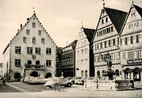 AK / Ansichtskarte  Bad_Mergentheim Marktplatz Brunnen und Rathaus Bad_Mergentheim