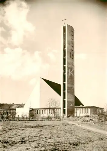 AK / Ansichtskarte  Heidingsfeld_Wuerzburg Kath Pfarrkirche zur Hl Familie 