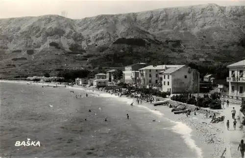 AK / Ansichtskarte 73868442 Baska_Otok_Krk_Croatia Kuestenpanorama Strand Berge 