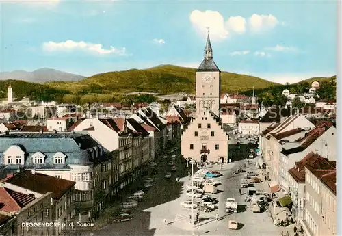 AK / Ansichtskarte 73868859 Deggendorf_Donau Marktplatz Kirche Rathaus Deggendorf Donau