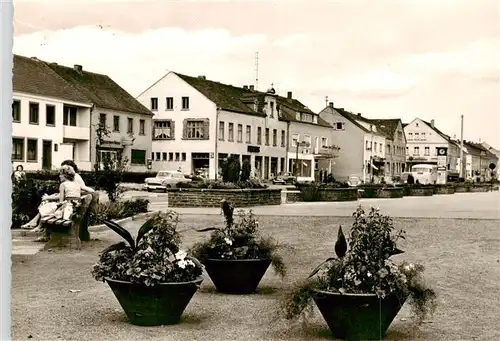 AK / Ansichtskarte  Saarwellingen Schlossplatz Saarwellingen