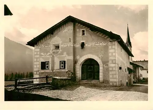 AK / Ansichtskarte  Cinuskel_S-chanf_GR Dorfpartie an der Kirche 