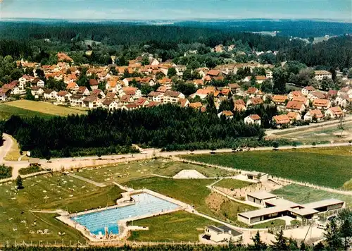 AK / Ansichtskarte  Koenigsfeld_Schwarzwald Fliegeraufnahme mit Schwimmbad Koenigsfeld Schwarzwald