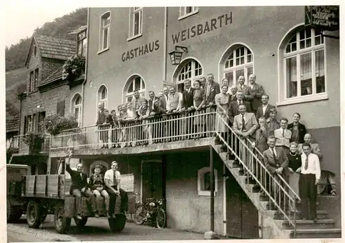 AK / Ansichtskarte  Oberwesel_Rhein Gasthaus Weisbarth Gruppenbild Oberwesel Rhein