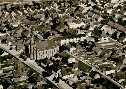 AK / Ansichtskarte  Neureut_Karlsruhe Stadtzentrum Ansicht mit Kirche Neureut Karlsruhe