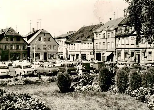 AK / Ansichtskarte  Waren_Mueritz Marktplatz Waren Mueritz