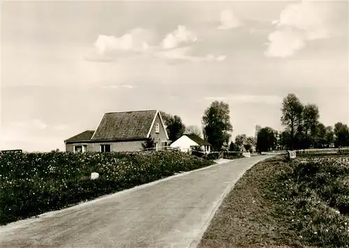 AK / Ansichtskarte 73874578 Balje_Stade Dorfstrasse 