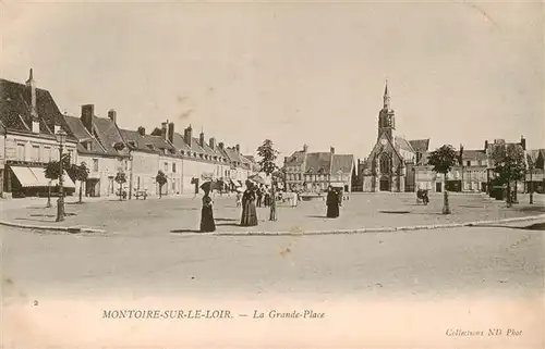 AK / Ansichtskarte  Montoire-sur-le-Loir_41 La Grande Place 