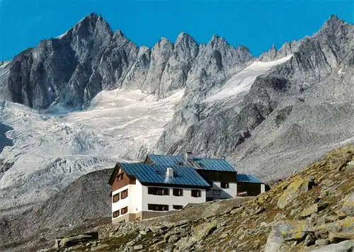 AK / Ansichtskarte 73876074 Plauenerhuette_2363m_Zillertal_Tirol_AT Blick zur Reichenspitze und Zillerspitze 