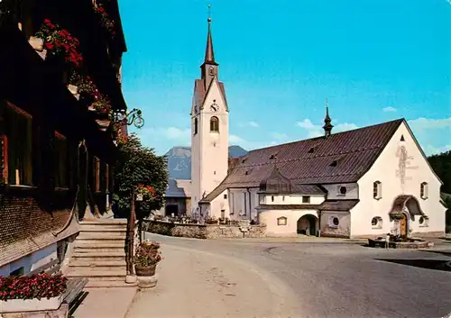 AK / Ansichtskarte  Schwarzenberg_Vorarlberg Dorfplatz mit Kirche Schwarzenberg Vorarlberg