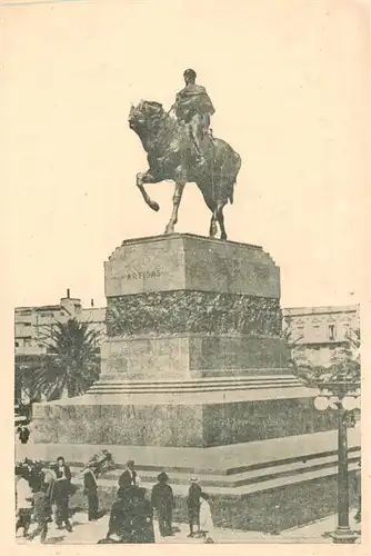 AK / Ansichtskarte 73876914 Montevideo__Uruguay Reiterstandbild Denkmal 