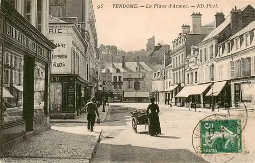 AK / Ansichtskarte  Vendome_41_Loir-et-Cher La Place d'Armes 