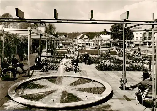 AK / Ansichtskarte  Bad_Orb Springbrunnen mit der neuen Kuranlage Bad_Orb