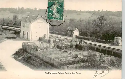 AK / Ansichtskarte  St-Fargeau-Ponthierry_Seine-et-Marne La Gare 