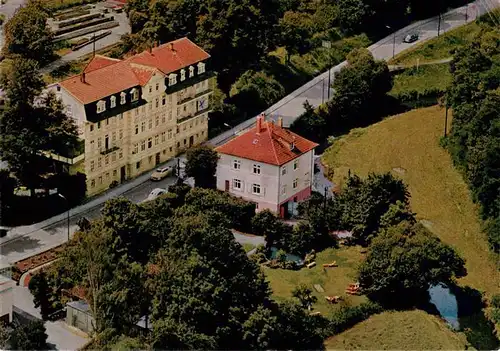 AK / Ansichtskarte  Bad_Salzschlirf Kurhotel Illerhof mit Garten und Liegewiese Fliegeraufnahme Bad_Salzschlirf