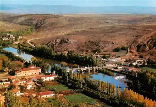 AK / Ansichtskarte  Soria_Castilla_ES Panoramics de la rivera de rio Duero Fliegeraufnahme 