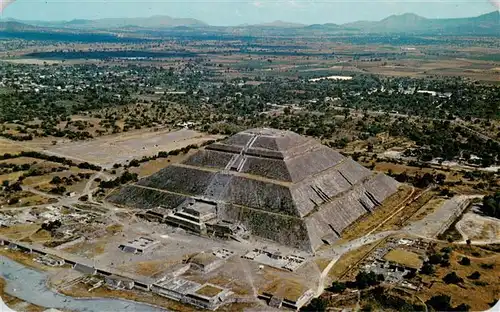 AK / Ansichtskarte 73880353 San_Juan_Teotihuacan_MX Pyramid of the Sun Fliegeraufnahme 