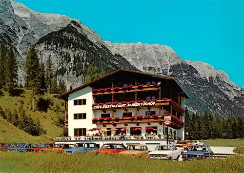 AK / Ansichtskarte 73880839 Leutasch_Tirol_AT Cafe Restaurant Hubertushof mit Wetterstein 