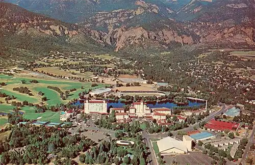 AK / Ansichtskarte  Colorado_Springs_Colorado_USA The Broadmoor Fliegeraufnahme 