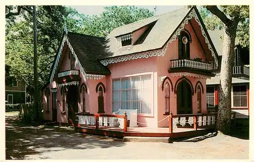 AK / Ansichtskarte  Oak_Bluffs_Massachusetts_USA A typical Gingerbread Cottage 