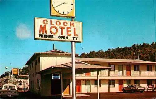 AK / Ansichtskarte  Williams_Arizona_USA Clock Motel  